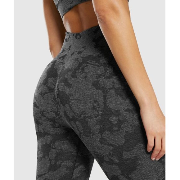 GYMSHARK ADAPT CAMO SEAMLESS LEGGINGS - Picture 3 of 5